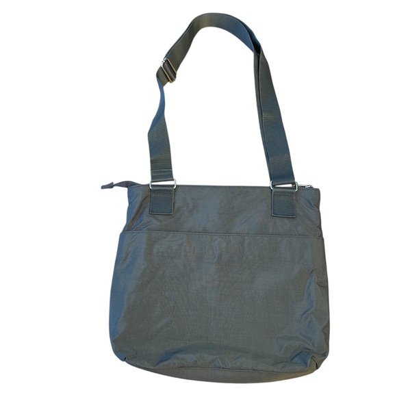 Baggallini Gray Nylon Zip Entry Crossbody Bag Travel Pockets Lightweight Purse - Picture 2 of 11